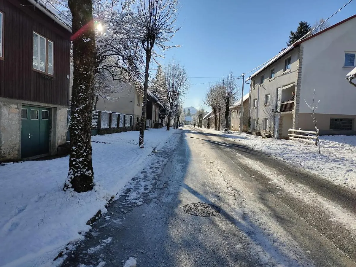Apartmani Poljancic  Ravna Gora